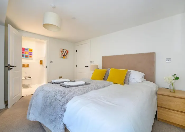 2 Great George Street *